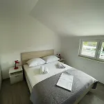 Kostelic Apartmán *