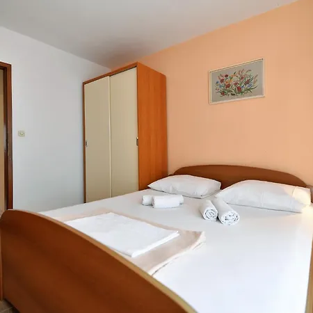 Kostelic Apartmán Murter