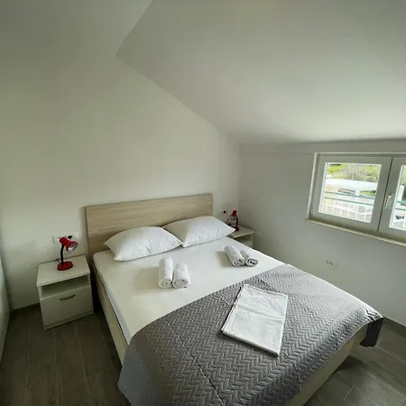 Kostelic Apartman *
