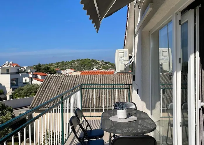 Appartement Kostelic Murter