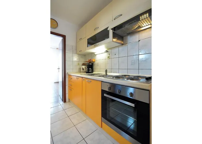 Kostelic Apartment Murter